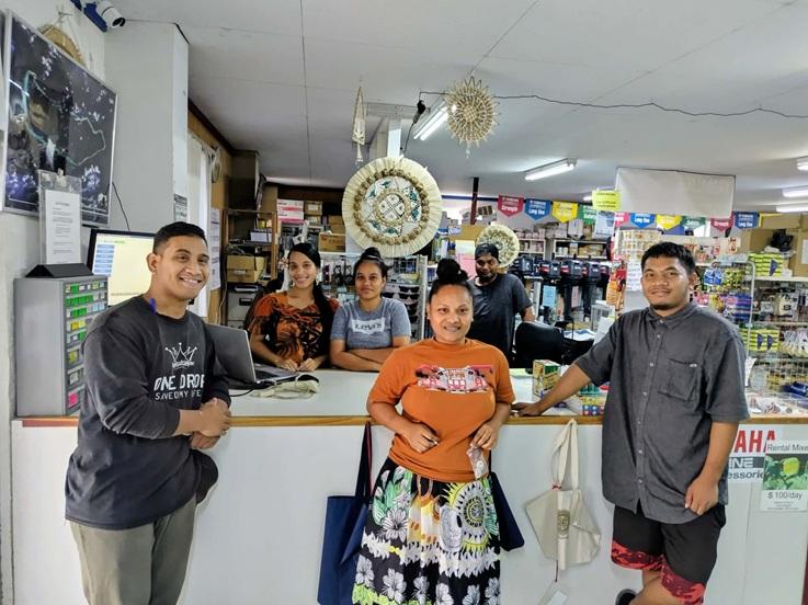 日本人5名、ローカルスタッフ22名の職場